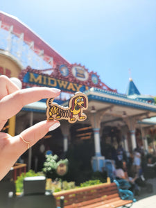 "Slinky Dog" Pin/Magnet