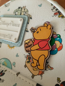 "Winnie the Pooh" Pin/Magnet